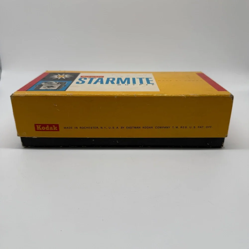 Kodak Brownie Starmite Camera Outfit Vintage 127 Film Gray Kit with Box Bulbs
